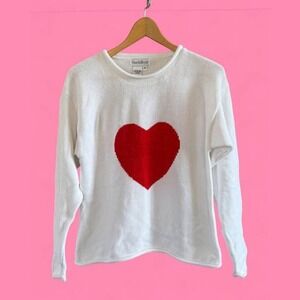 Women North Style White Pullover Roll Neck Sweater‎ w/ Red Chenille Heart-Size M